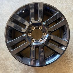 5th Gen 4-Runner 20’ OEM Wheels Gloss Black (4)