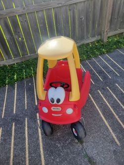 Little tikes cozy coupe