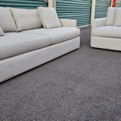 FREE DELIVERY!!! Crate & Barrel "Lounge Deep" Sofa  + Chair + 5 Pillows ($4K Retail ...60%+ Off) 