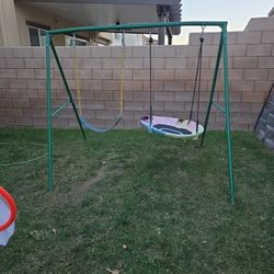 kids swing