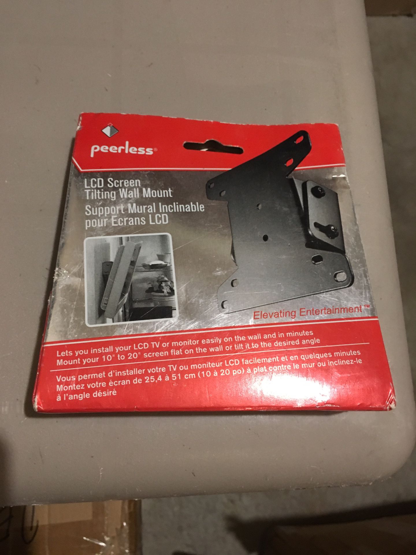 LCD or LeD monitor Tilting wall Mount