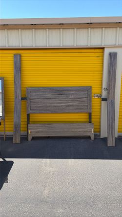 Queen size bedroom set $110 OBO