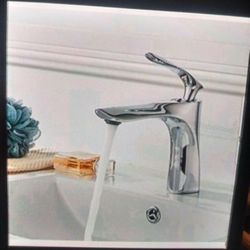 BATHROOM FAUCET