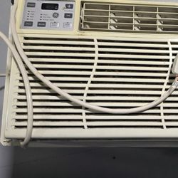 AC Unit 6050 BTU 