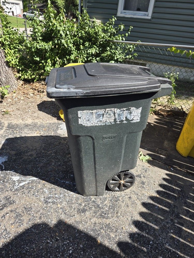Trash Can with Wheels - 65 Gallon, Dark Gray
