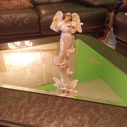 Angel Playing Violin 8"