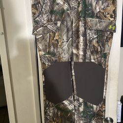 Sz Xl Under Armour Goretex (loose)