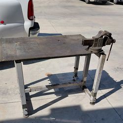 Heavy duty work station table