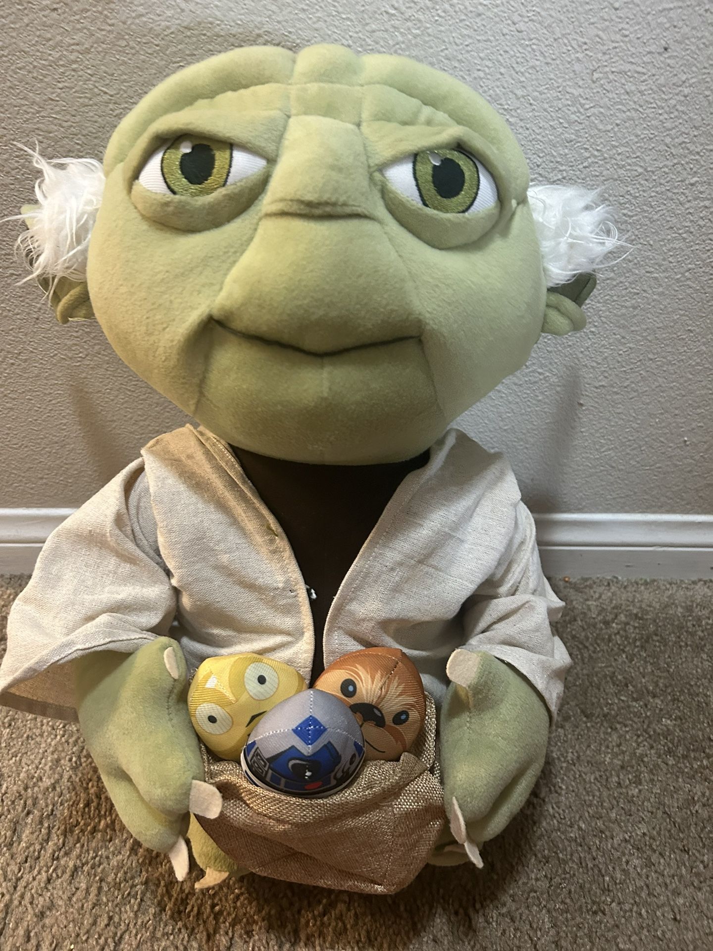 Gemmy Easter Yoda Greeter Star Wars