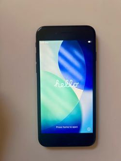 Black iPhone SE 64 gb (unlocked)