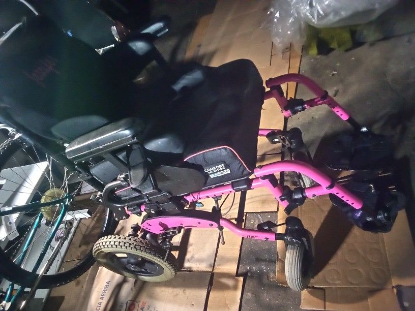 Comfort Inception Custom Wheel Chair
