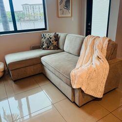 Sleeper Sectional with left side Storage 