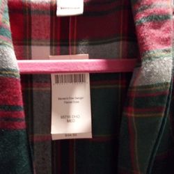 Duluth Trading Company Size Medium Robe