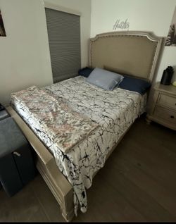 Ashleys demarlos discontinued queen bed frame