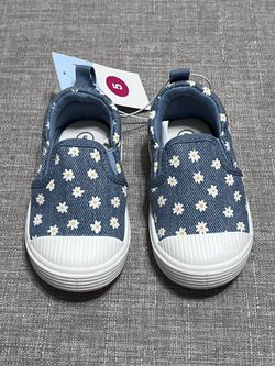 Cat & Jack Denim Daisy Slip-On Canvas Shoes Size 5c NWT