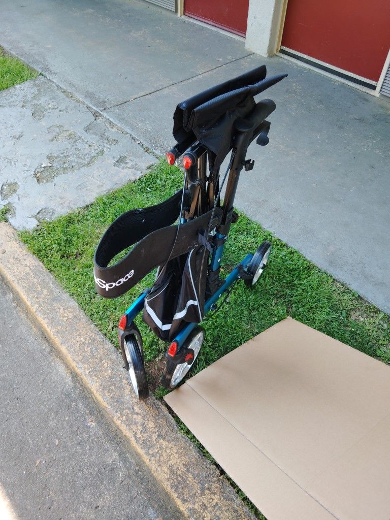 OasisSpace Walker