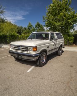 1987 Ford Bronco Eddie Bauer