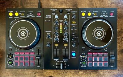 DDJ 400