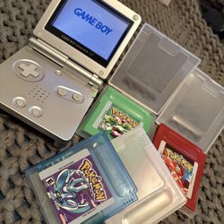 Game boy Advance SP With Pokémon Games 