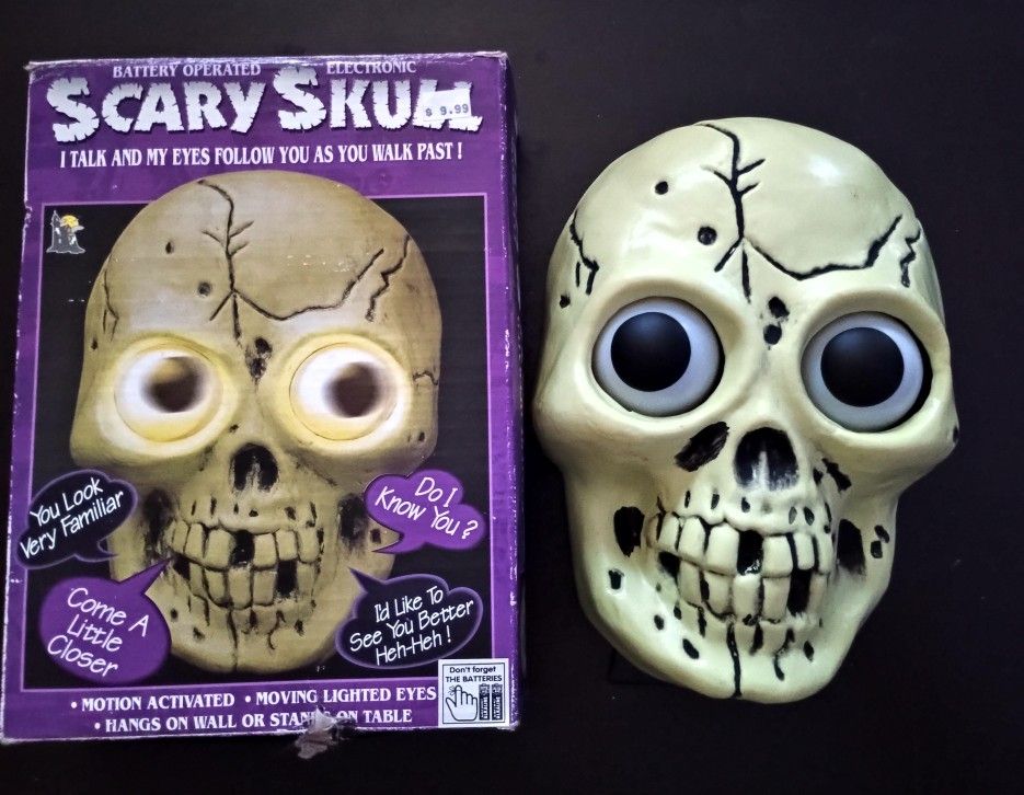 Scary Talking Skull