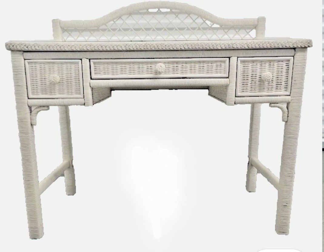 VINTAGE HENRY LINK WHITE WICKER DESK / VANITY WITH GLASS TOP