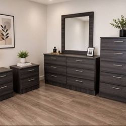 Dresser With Mirror, Chest And Two Nightstands 🌌 Comoda Con Espejo, Gavetero Y Dos Mesitas De Noche 🌌