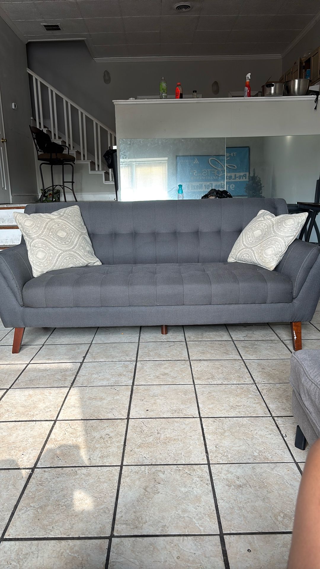 High Quality Couch