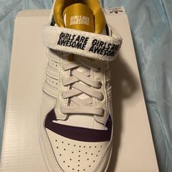 Women Adidas 