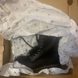 Two pairs brand new dr.martens 