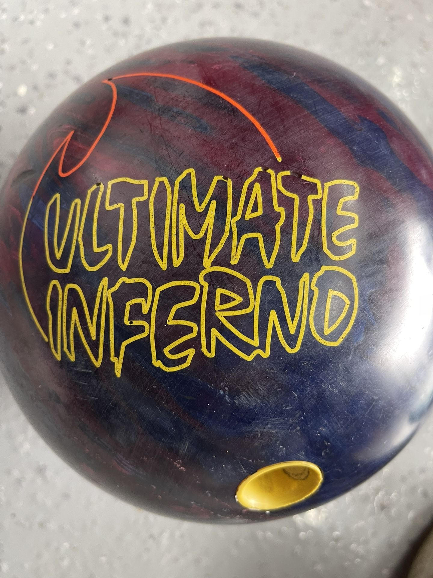Brunswick Ultimate Inferno Bowling Ball 13.4 Lb