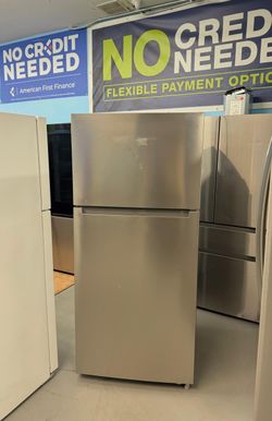 Top and Bottom Refrigerator in stainless steel
