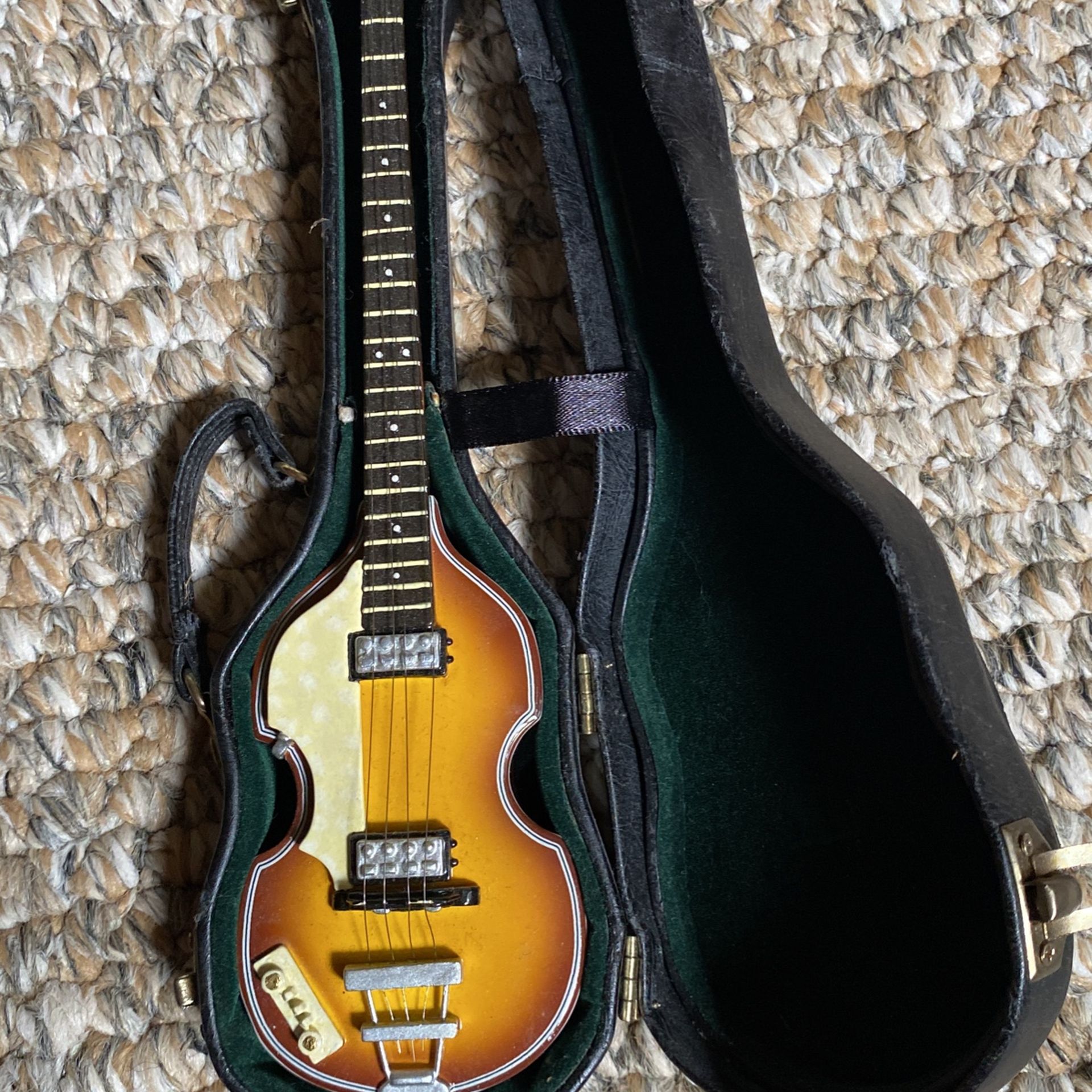 The Beatles Mini Hofner Bass and Guitar Case by Gartlan 1300/10000