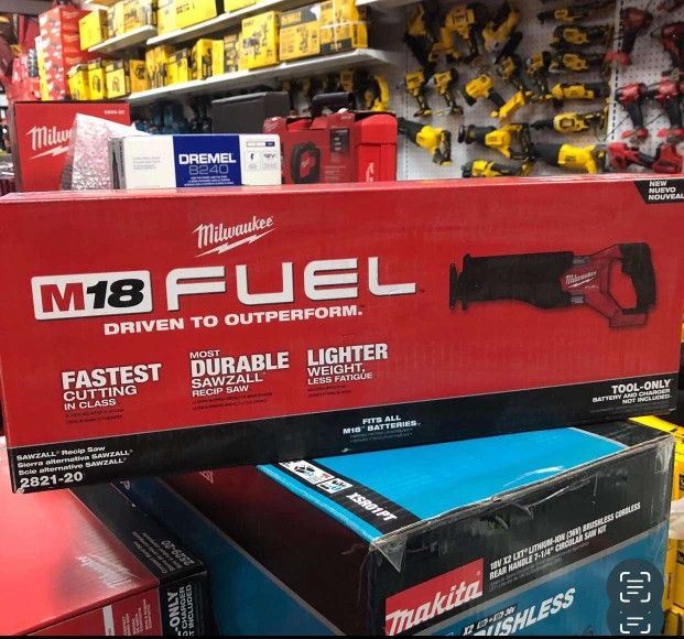 Milwaukee New Multitool 18M Fuel Brushless