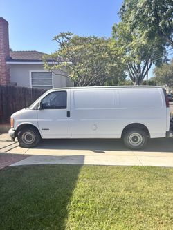 2002 Chevrolet Express