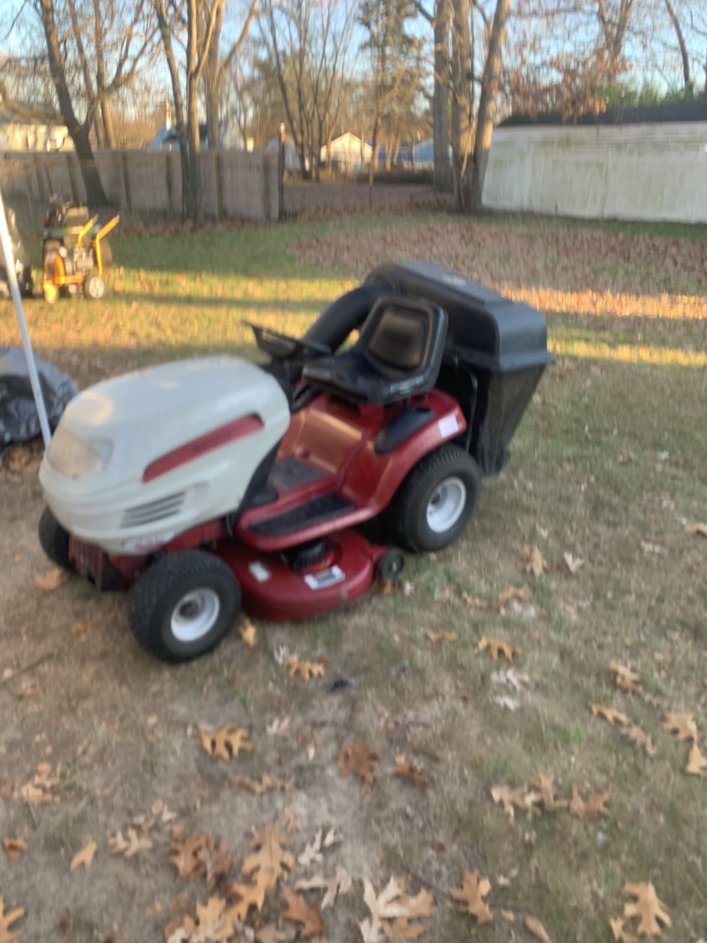 42 Inch Automatic Ride On Mower With Bagger Set Up