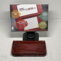 Nintendo NEW 3DS XL in Red