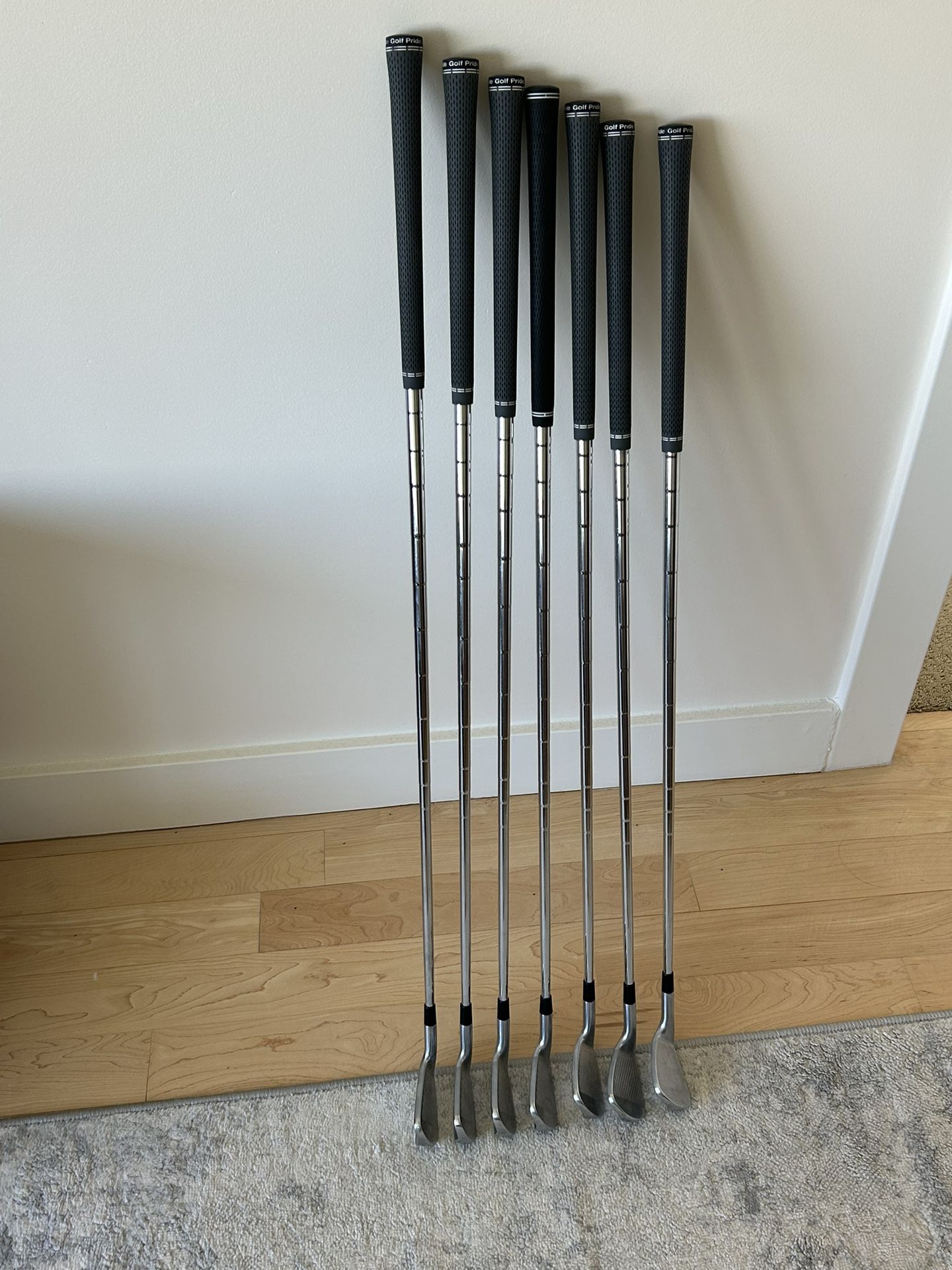 2019 TaylorMade P790s 4-PW