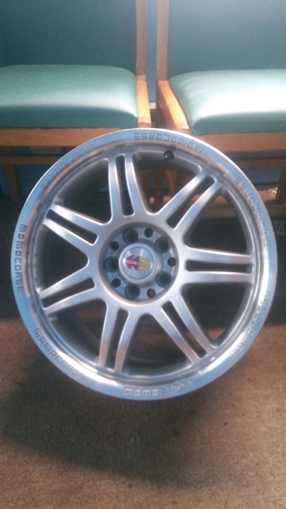 Set of 16 inches momo corse rims and tires