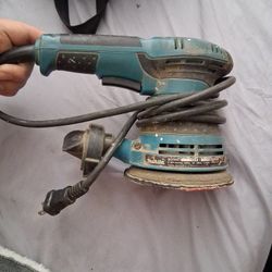 Makita sand Machine 