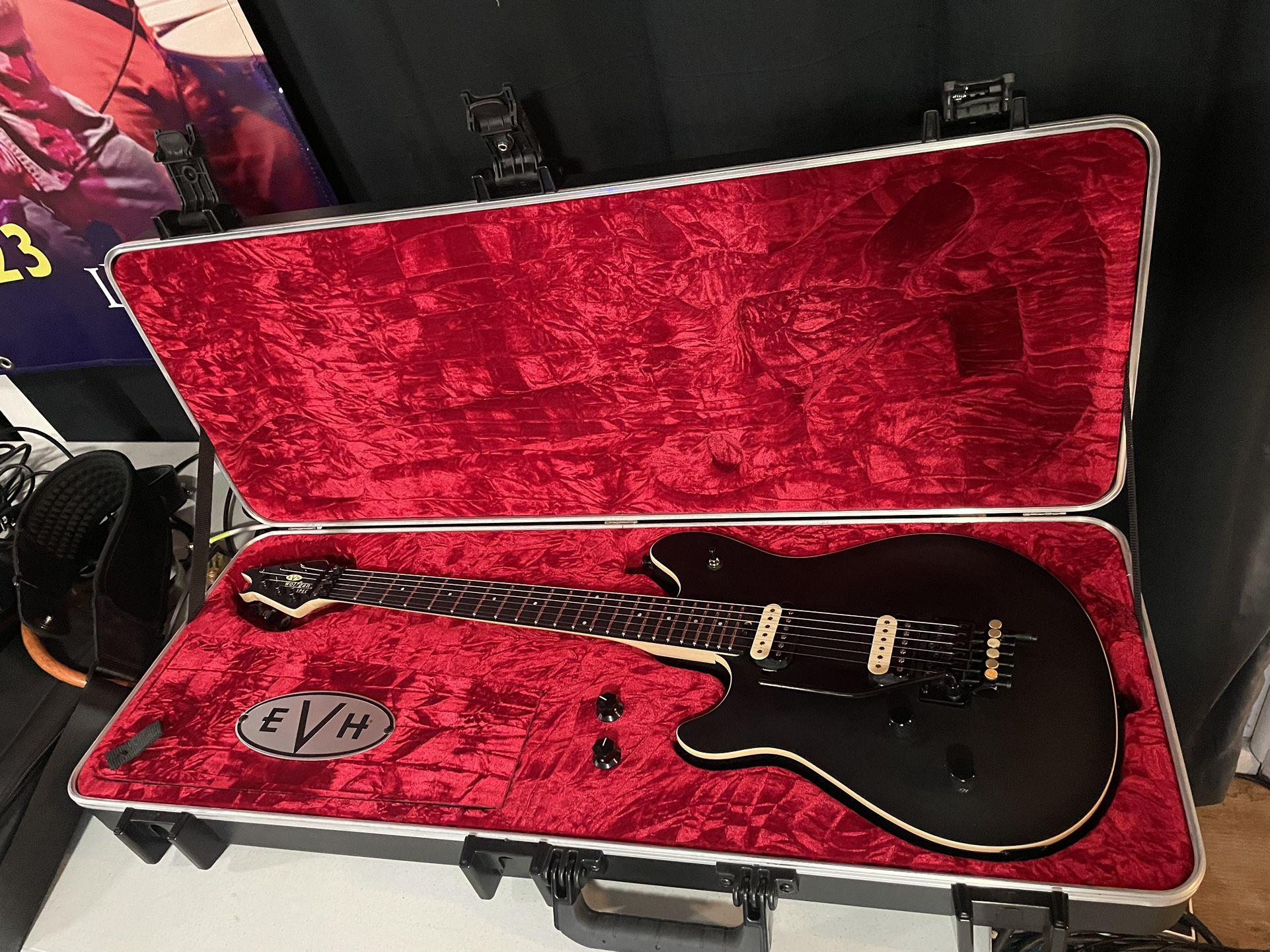 Left Handed EVH Wolfgang Special Stealth