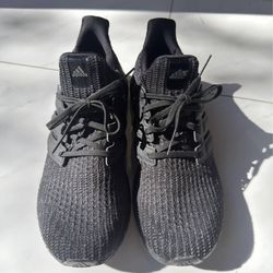 Adidas Ultraboost Black US 9.5 Running Shoes