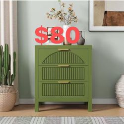 3-drawer chest of drawers,