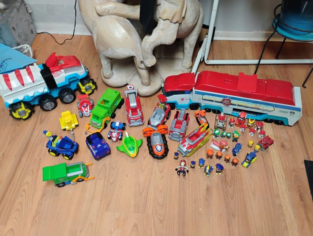 Paw Patrol Lot