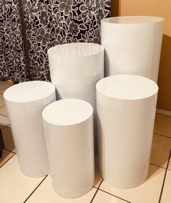 Glossy White Pedestals