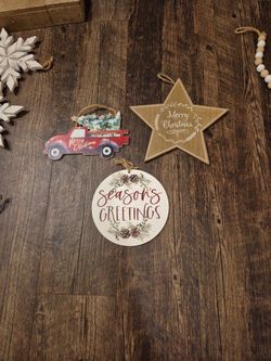 Farmhouse/ Rustic Christmas Tree Topper/ Sign /large Ornament.