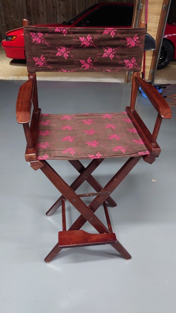 Pier1 Director's Chair