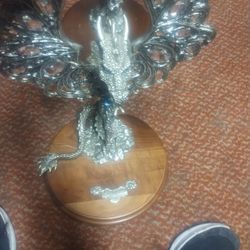 Wind  Dragon Kevin O Hare Dragon Statues I Got The Pair Asking  Both 500 Bucks 