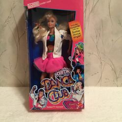 Barbie Dance Club #3509 includes Cassette with Hit Barbie Dance Single