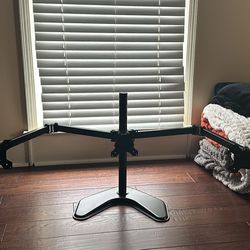 Triple Monitor Stand 