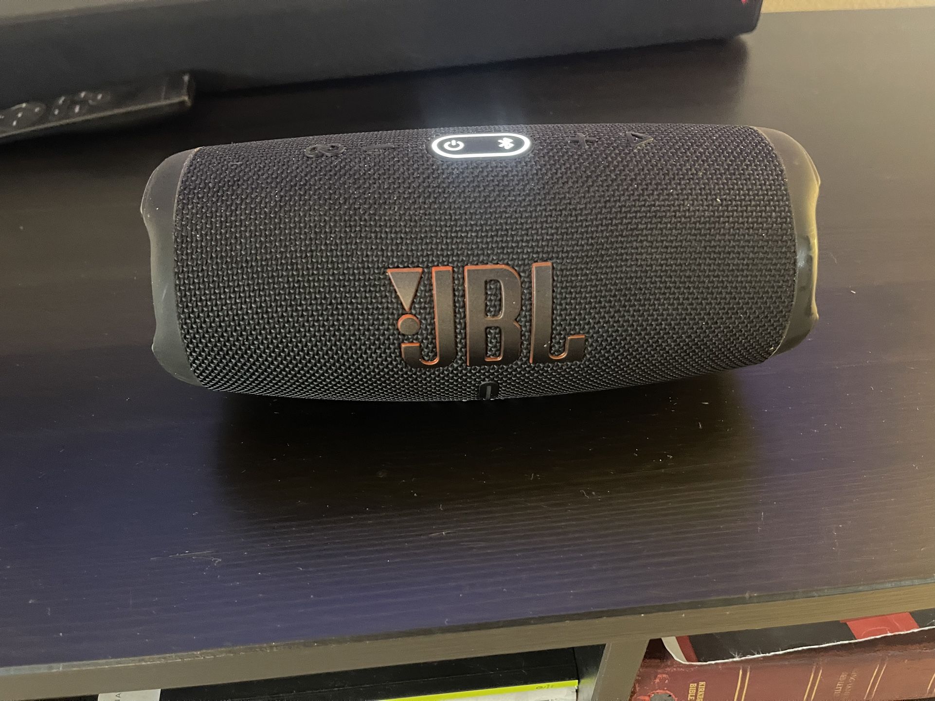 JBL Charge 5